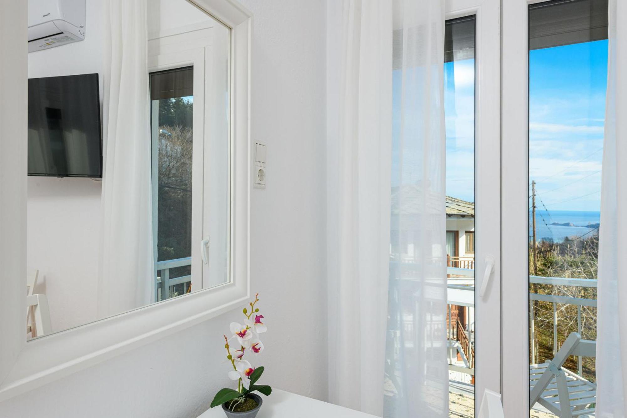 Whitegold Apartments Panagia باناجيا المظهر الخارجي الصورة