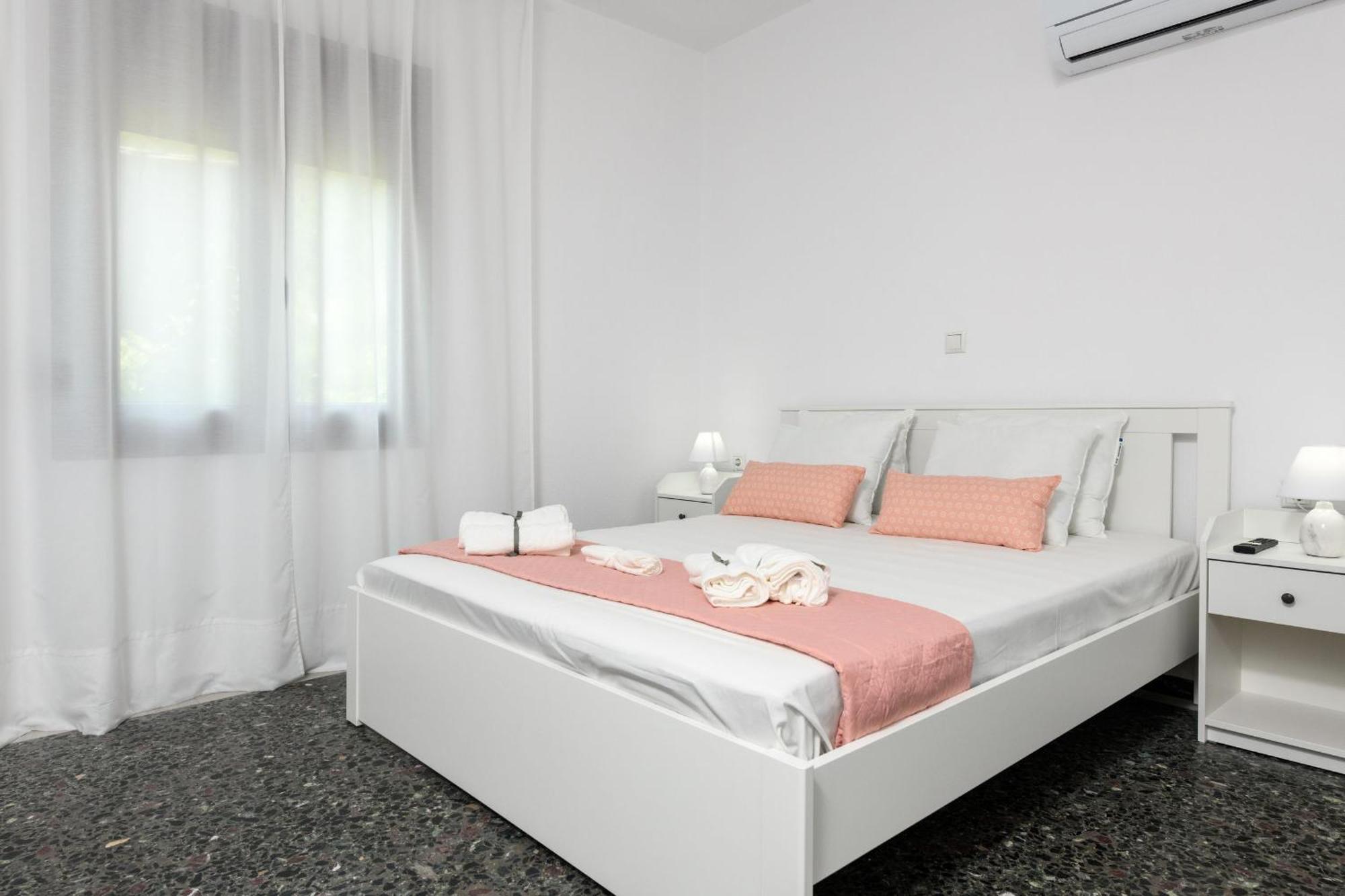 Whitegold Apartments Panagia باناجيا الغرفة الصورة